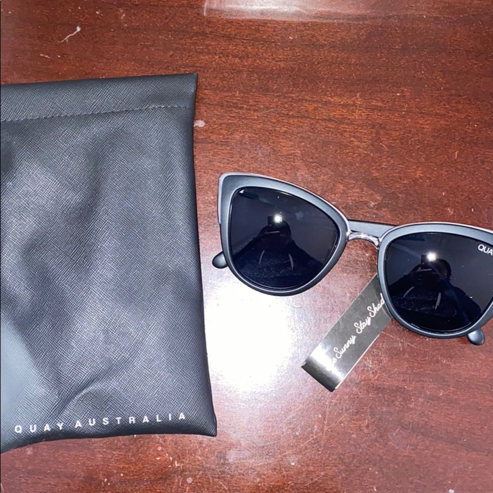 Brand New Quay Cateye Sunglasses!